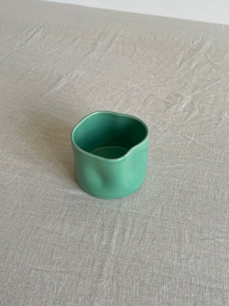Image of Poppy mug green 