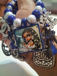 Image 1 of Silvia with the pearls