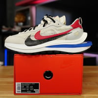 Image 2 of Nike Vaporwaffle Sacai Sport Fuchsia Game Royal