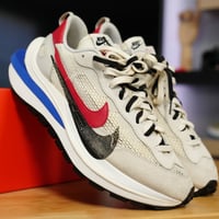 Image 4 of Nike Vaporwaffle Sacai Sport Fuchsia Game Royal