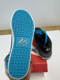 Image 2 of VIntage Es Erving shoes