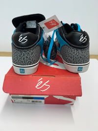 Image 8 of VIntage Es Erving shoes