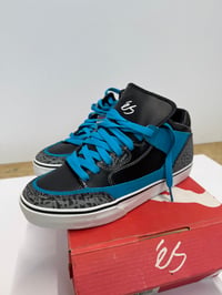 Image 9 of VIntage Es Erving shoes
