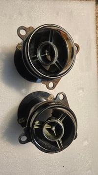 Image 1 of 70-73 240z Dashboard air ducts