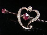 Image 3 of ORIGINAL EDWARDIAN 9CT ROSE GOLD NATURAL RUBY PEARL HEART BROOCH