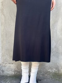 Image 4 of Essential Viscose Jersey Skirt — Black Uma 