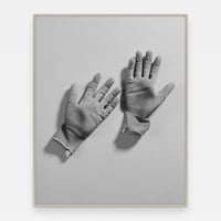 Image 1 of 'Hanskelig' – Giclée-trykk på høykvalitets syrefritt papir