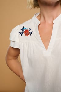 Image 3 of Top Grana de Minueto