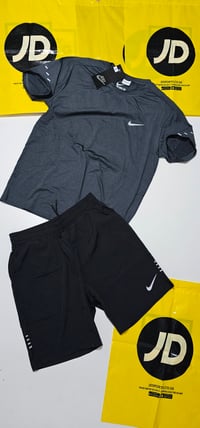 Image 2 of Mens Nk Sets 1;1