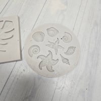 Image 2 of Toppers/embeds