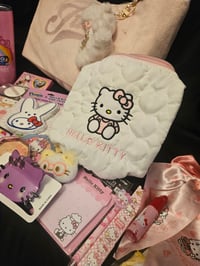 Image 5 of Juicy Couture Too Cute Hobo Meets Hello Kitty Bundle 