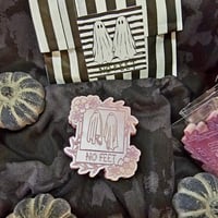 Image 3 of Beetlejuice No Feet