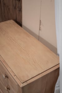 Image 9 of La commode anglaise