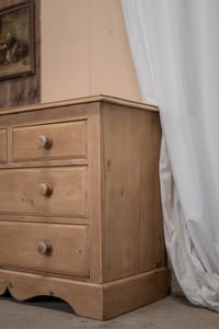 Image 8 of La commode anglaise