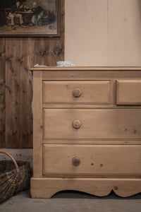 Image 19 of La commode anglaise