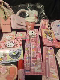 Image 5 of Juicy Couture Dreamy Juicy Meets Hello Kitty Bundle 