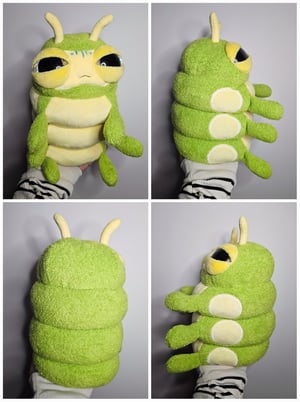 Glow Caterpillar Hatchling! ☆Glows In The Dark!☆ ♡Green n' Yellow!♡