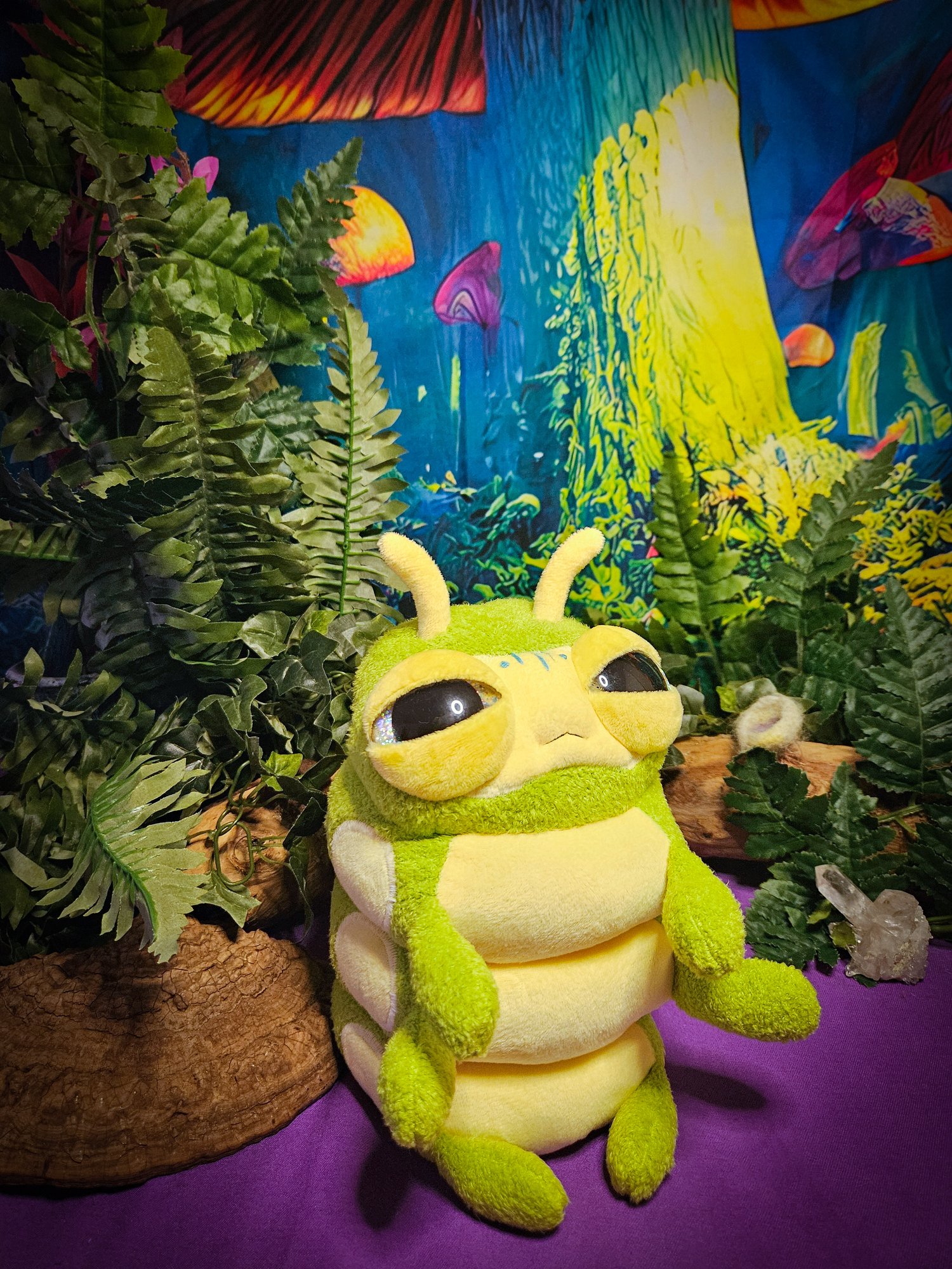 Glow Caterpillar Hatchling! ☆Glows In The Dark!☆ ♡Green n' Yellow!♡