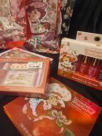 Image 5 of Strawberry Shortcake Clear Tote Bag Bundle 