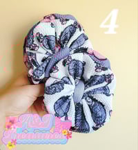 Image 5 of Eeyore Bows