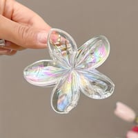 Image 1 of Large clear claw clip 