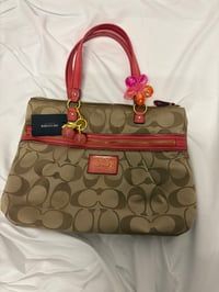 Image 4 of 2012 Coach Daisy Signature Coral Tote