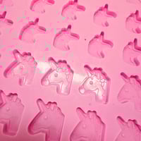 Image 1 of Unicorn mould