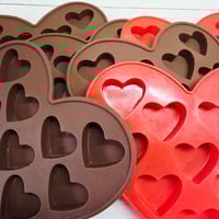 Image 1 of Flat Heart mould