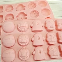 Image 1 of Halloween shapes 2pk