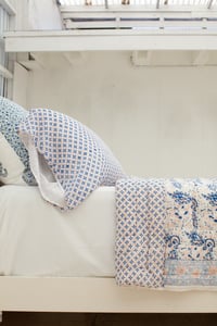 Image 2 of Peacock Quilt