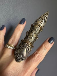 Image 5 of Christopher Lambert’s finger gauntlet 