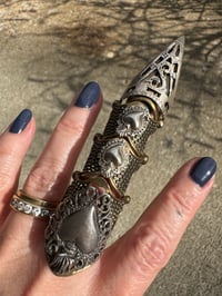 Image 8 of Christopher Lambert’s finger gauntlet 