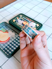 Image 3 of Embossed Tin: Pomme Cafe