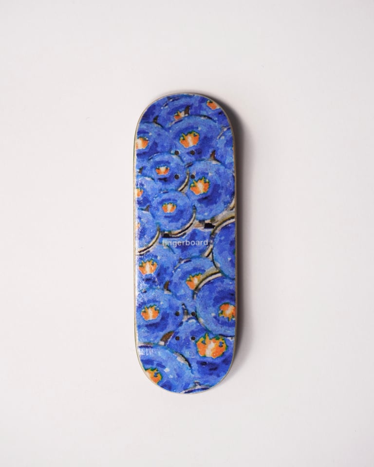 fingerbladee deck. name placeholder. teck dech beay blaide