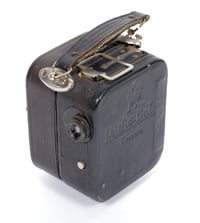 Image 4 of Pathe Baby 9.5mm Cine camera with motor and leather case drive works #2344