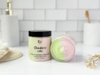Image 3 of Strawberry Cake Body Care Set