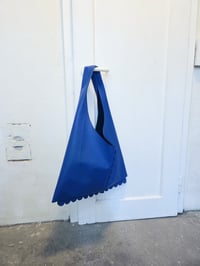 Image 2 of vsakodneva torba ROJALNO MODRA// daily shopper ROYAL BLUE