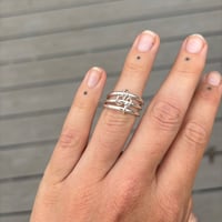 Image 3 of Interlink Ring, Size 6