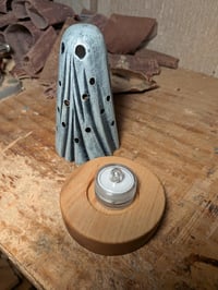 Image of 2. Light up Ghost