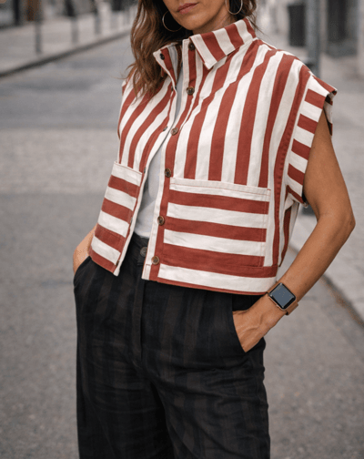 Image of Colete Riscas Castanho