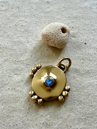 Image 4 of Médaillon miroir 