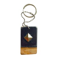 Image 2 of evil skull keychain 