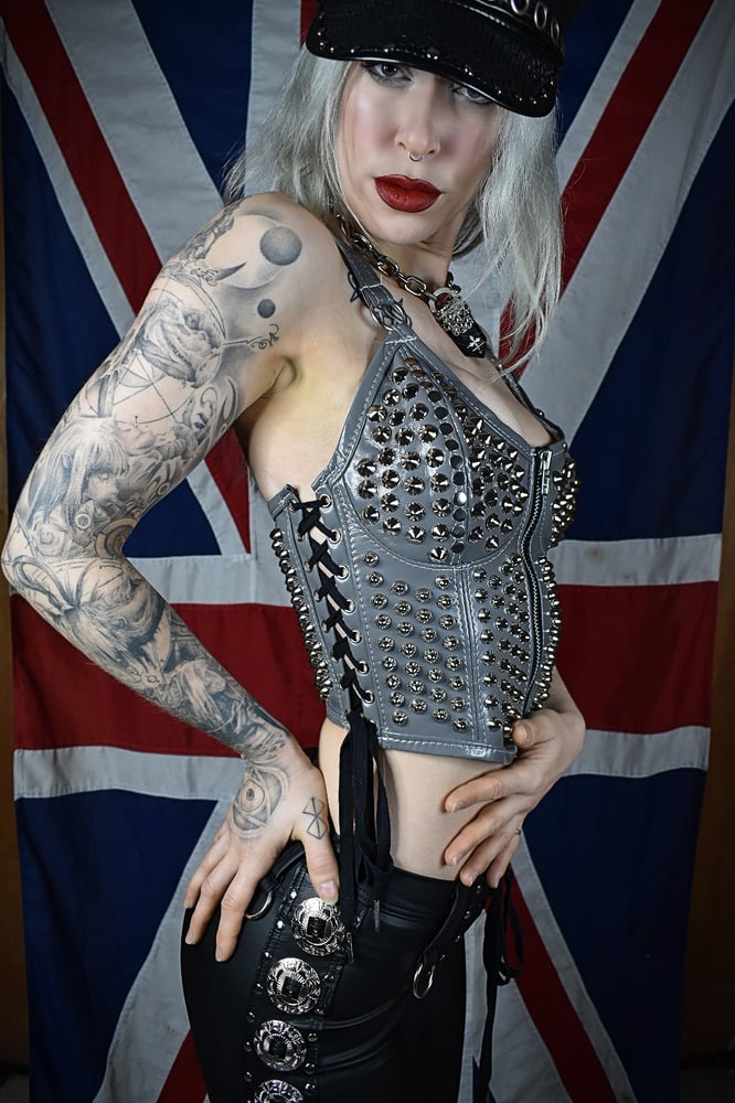 Image of READY TO SHIP: GREY MULTISIZE BUSTIERS