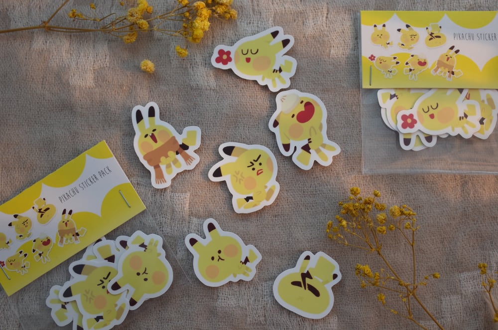 Image of 6 Pikachus | Sticker sheet & Die cut set