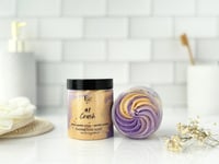 Image 2 of Black Amber Plum & Vanilla Woods Foaming Sugar Scrub 