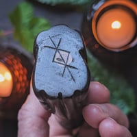 Image 5 of Moon-Gazing Hare Amulet (DAM713)