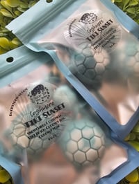 Image 6 of Cashmere Tiki Sunset - A Rocky Top Wax Works exclusive custom houseblend fragrance 