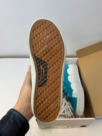 Image 12 of NOS Howard Limited size 7
