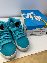 Image 2 of NOS Howard Limited size 7