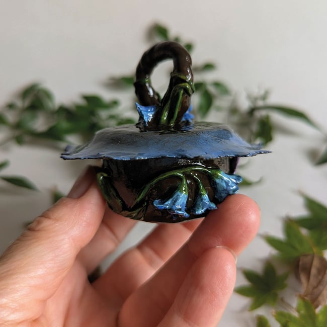 Bluebell Flower Pot